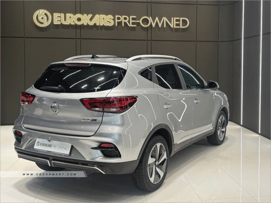 MG ZS EV Trophy Panoramic Roof