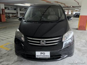 Honda Freed 1.5A G (COE till 09/2029)