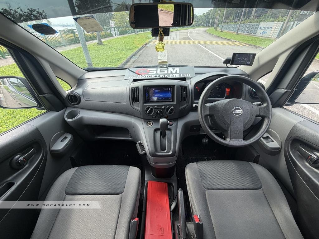 N Nissan Model photo 4