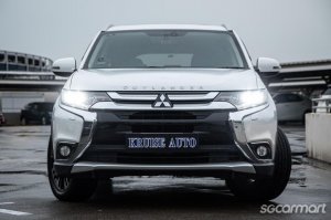 Mitsubishi Outlander 2.4A Sunroof-thumbnail