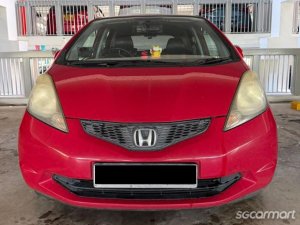 Honda Fit 1.3A G (COE till 01/2029)