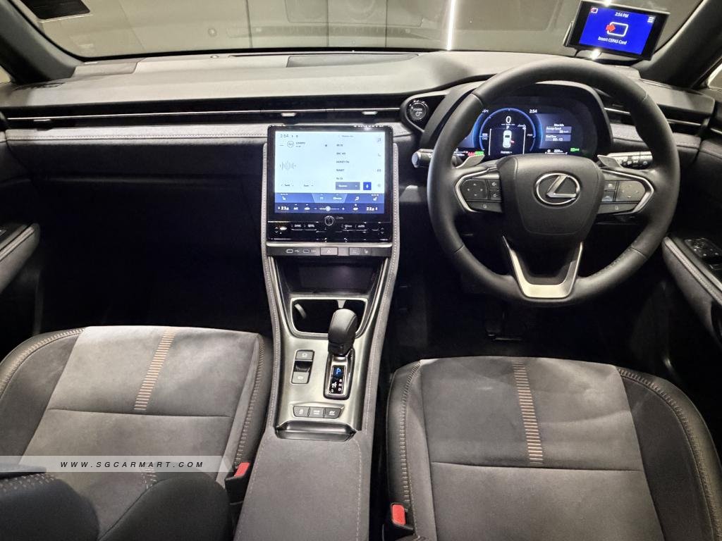 Lexus LBX Hybrid 1.5A Cool