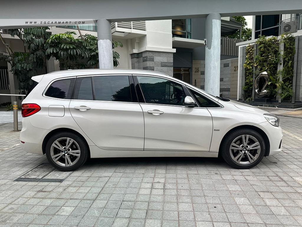 BMW 216D 2016 photo 3