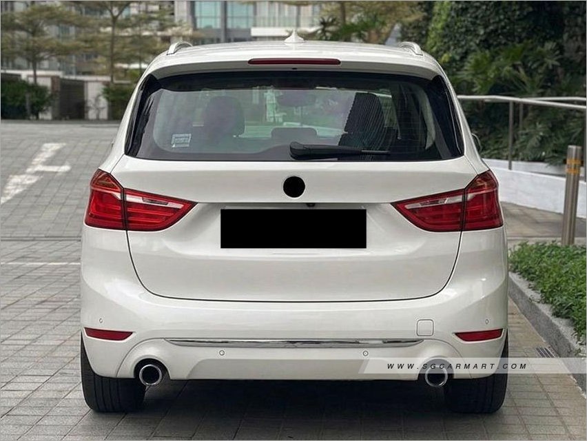 BMW 216D 2016 photo 5