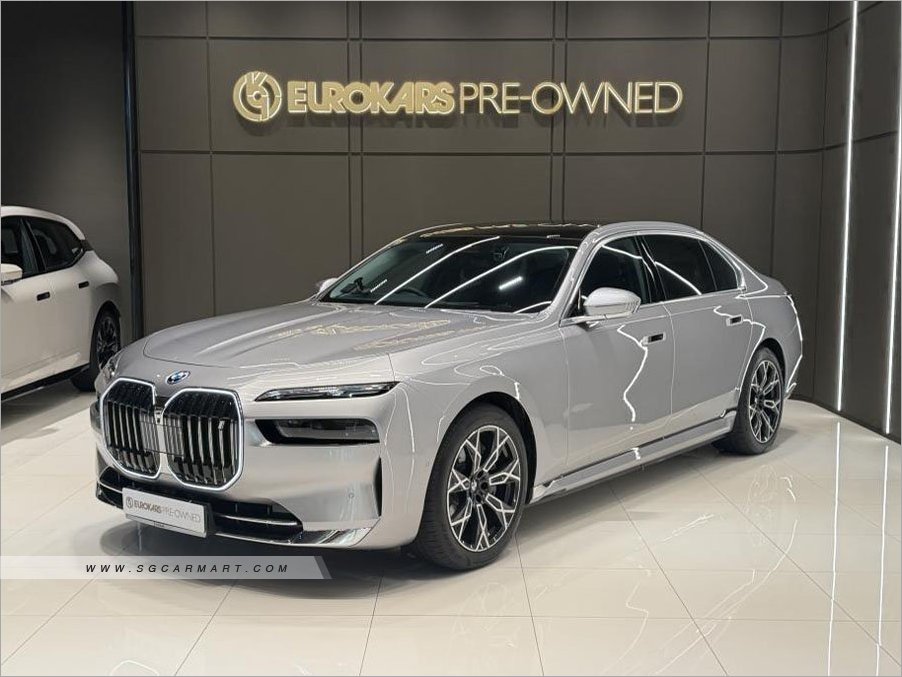 BMW i7 Electric eDrive50 Pinnacle