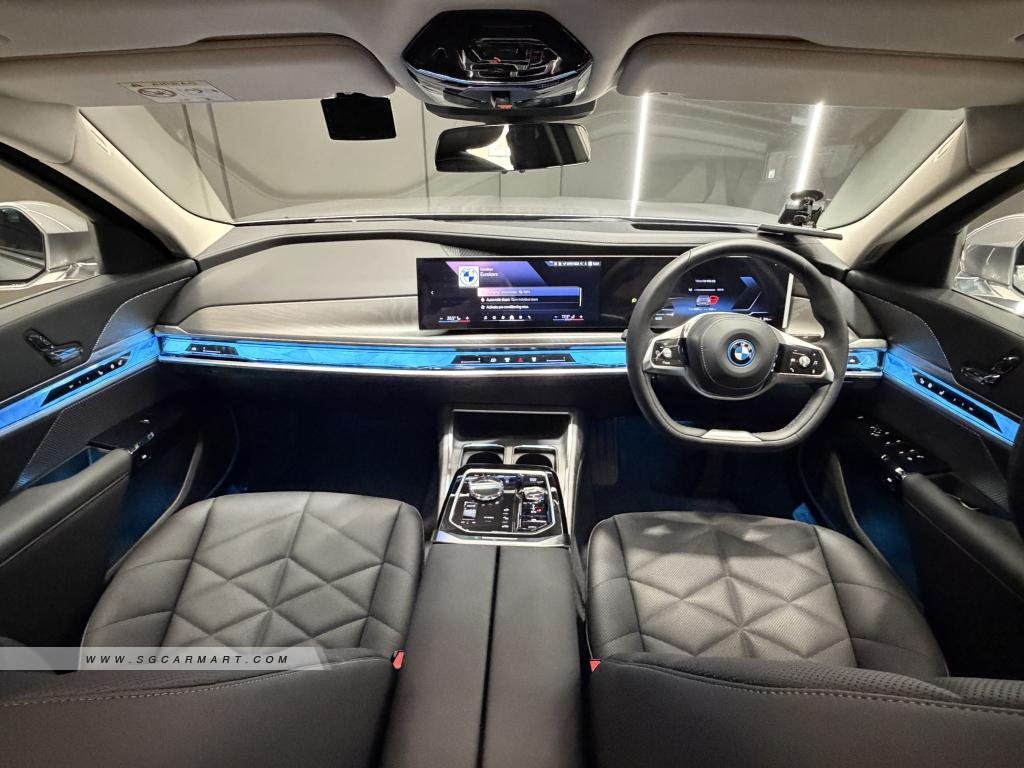 BMW i7 Electric eDrive50 Pinnacle