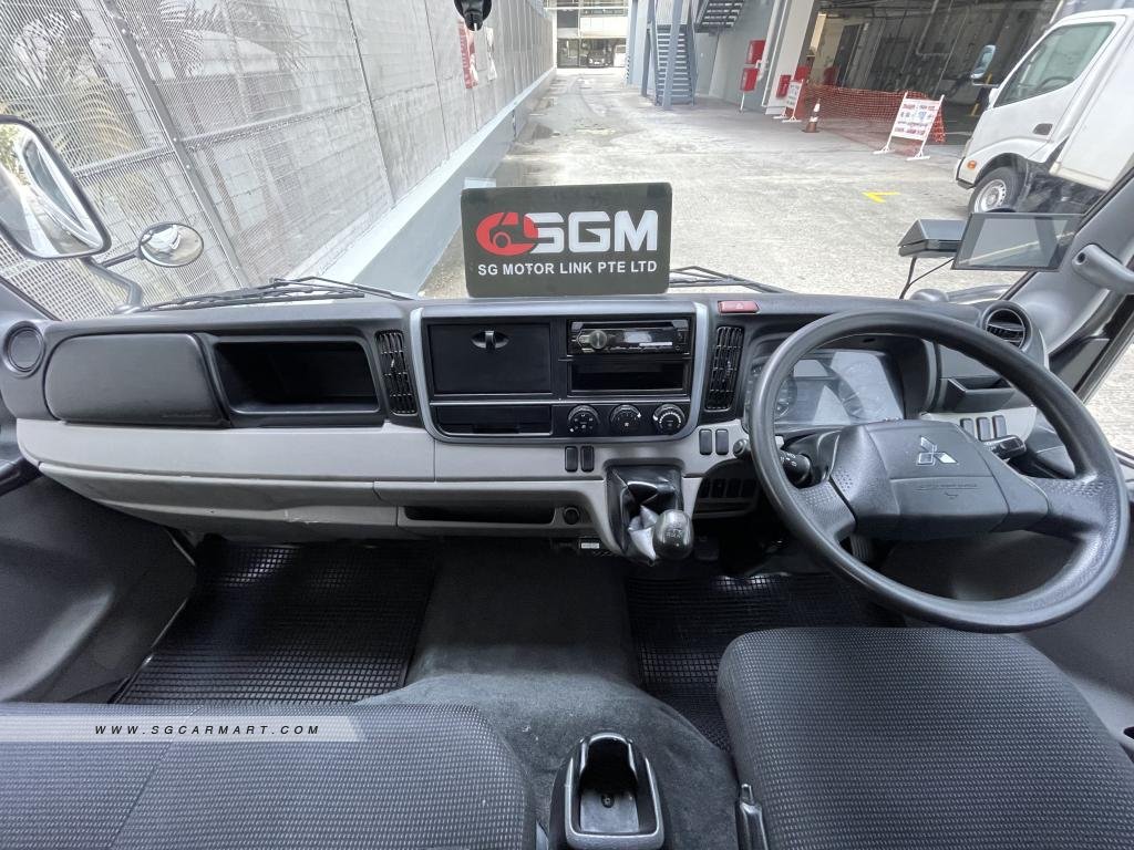 Mitsubishi Fuso Fuso Canter 2017 photo 4