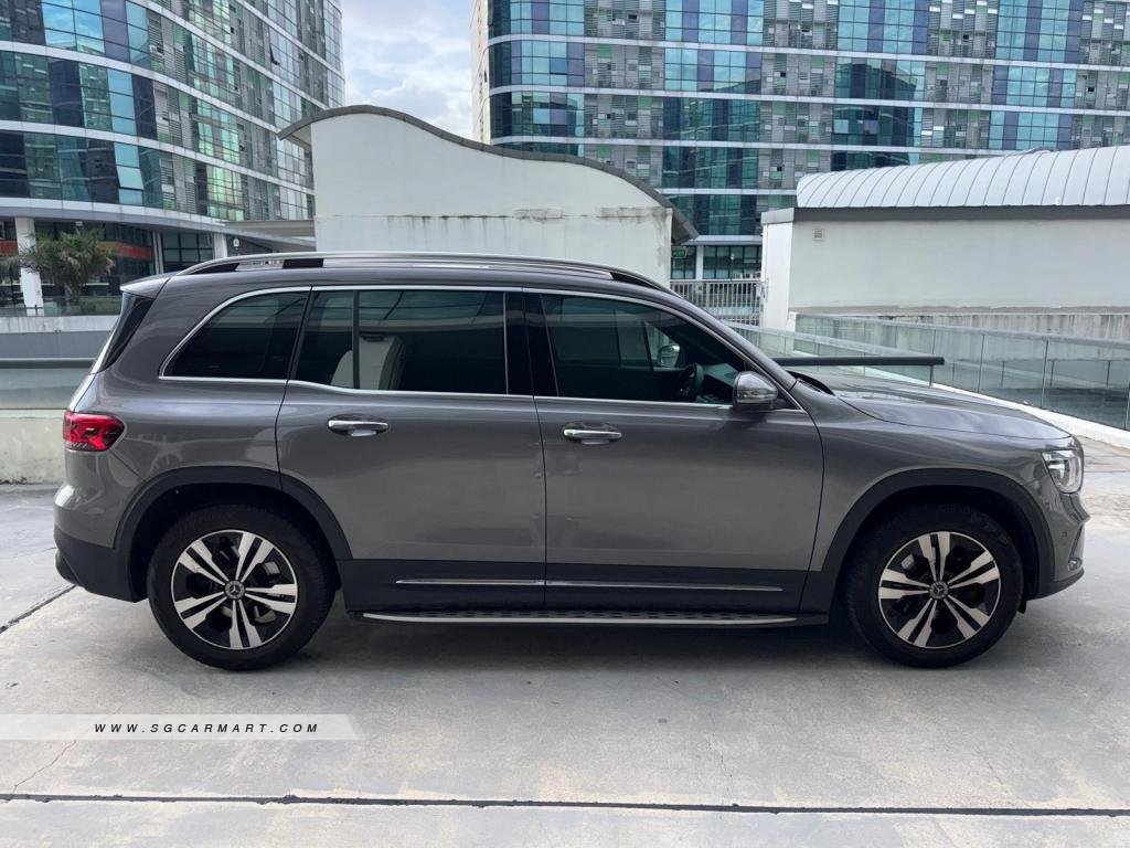 Mercedes-Benz Glb200 2022 photo 2