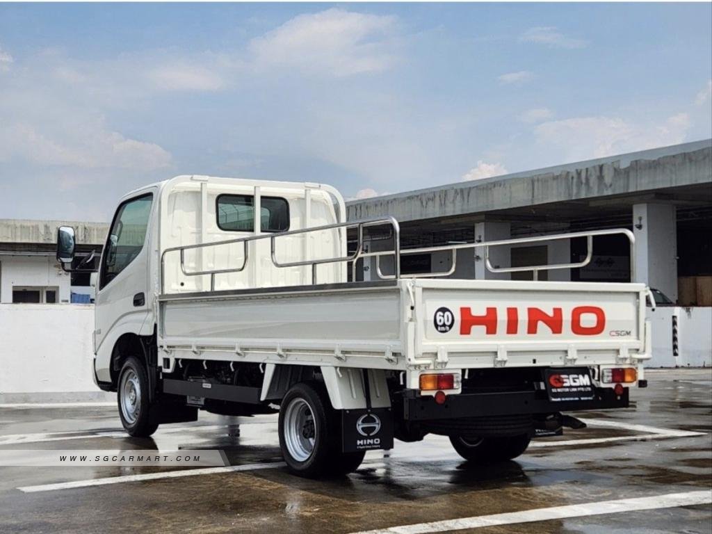 Hino Dutro 2026 photo 5