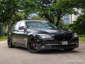 BMW 7 Series 740i Sunroof (COE till 04/2030)