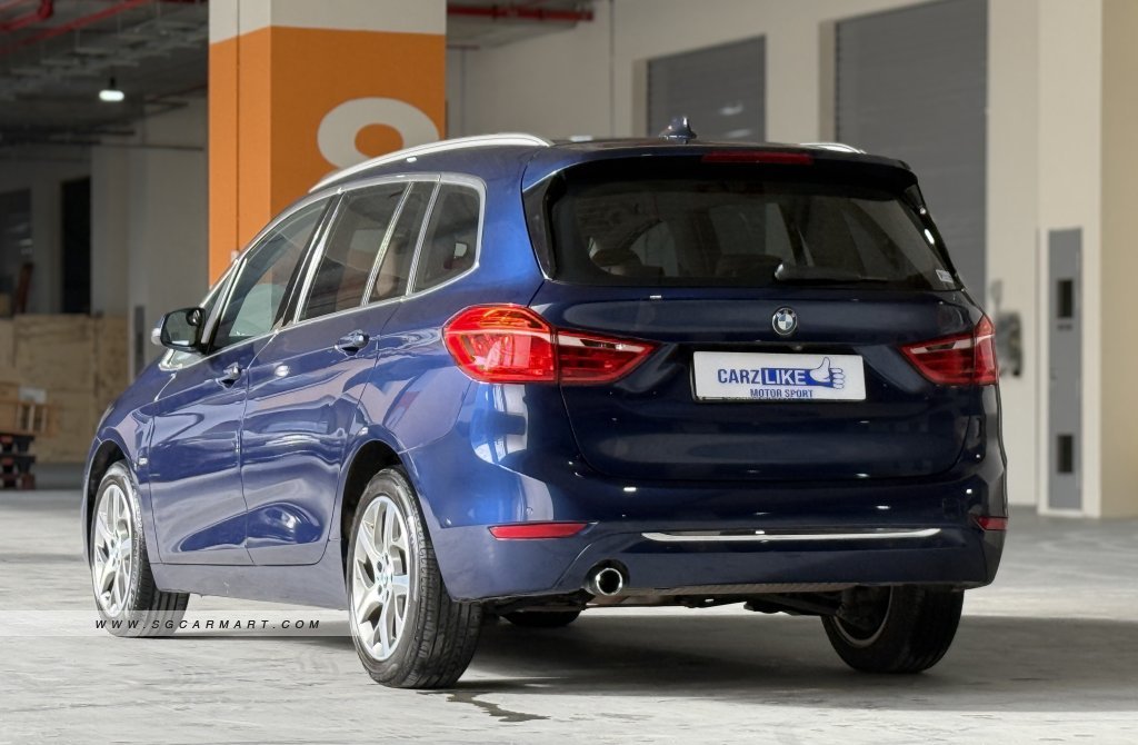 BMW 216I 2018 photo 4