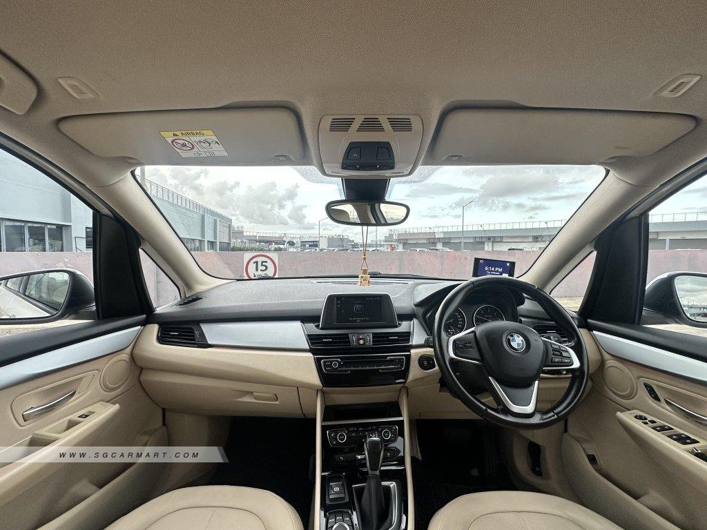BMW 216D 2017 photo 5