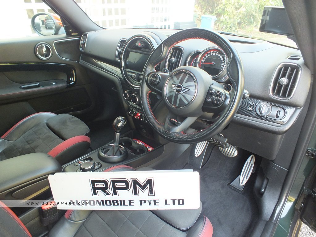 Mini John Cooper Works Countryman 2018 photo 5