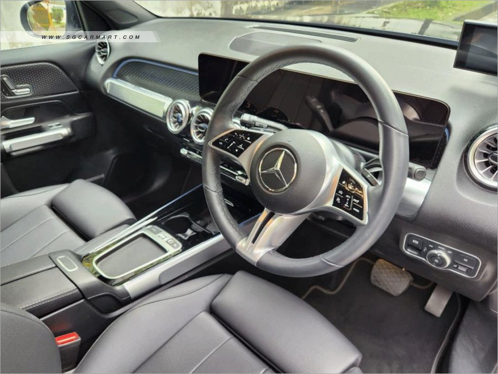 Mercedes-Benz Glb180 2025 photo 4