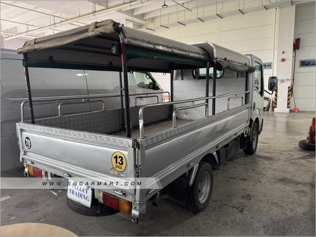 Nissan Cabstar 2016 photo 5