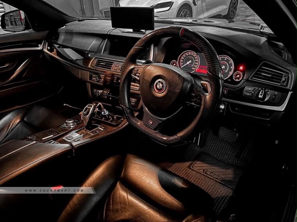 BMW 535I 2010 photo 2