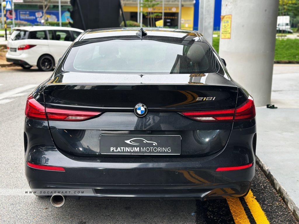 BMW 216I 2022 photo 4
