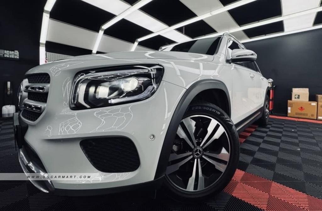 Mercedes-Benz Glb180 2023 photo 2