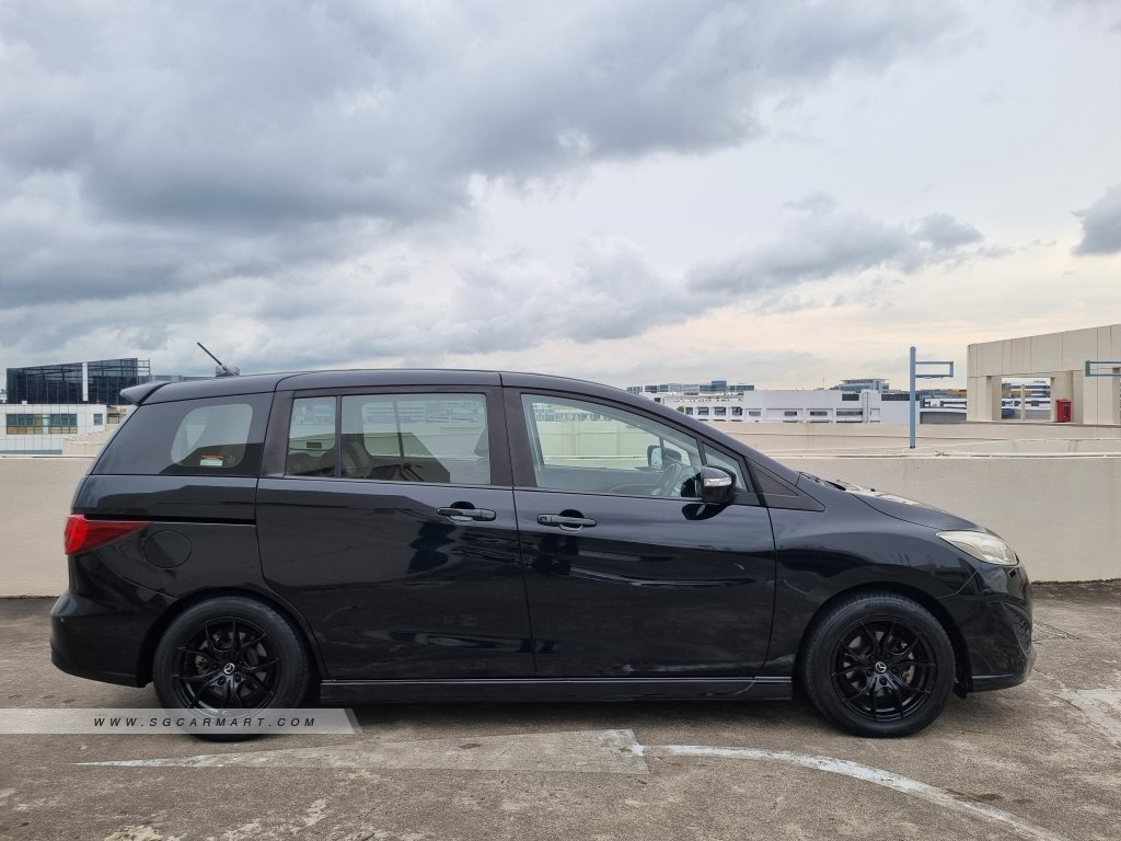 Mazda Mazda 5 2017 photo 2