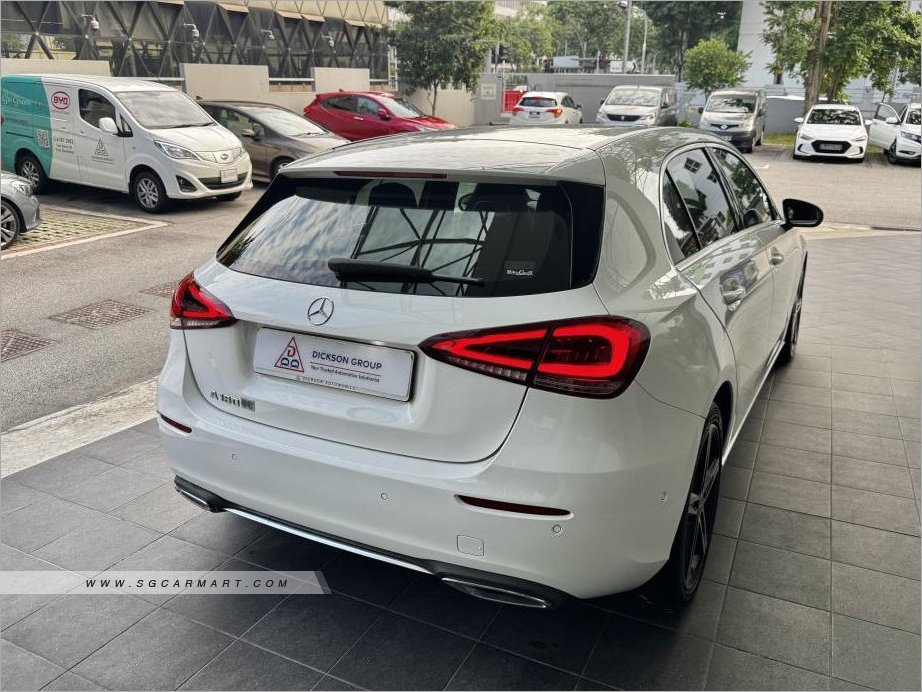 BMW 5 Series 523i Highline - Side Front
