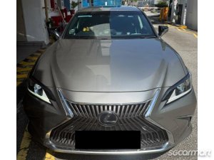 Lexus ES Hybrid ES300h Executive Sunroof