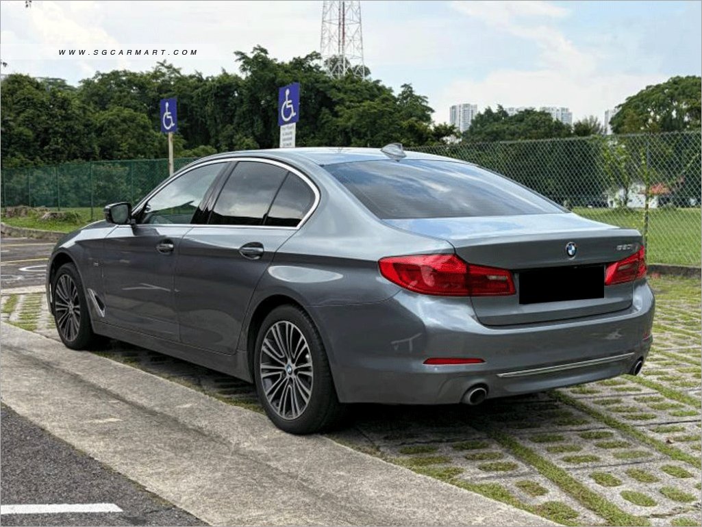 BMW 5 Series 2018 photo 5
