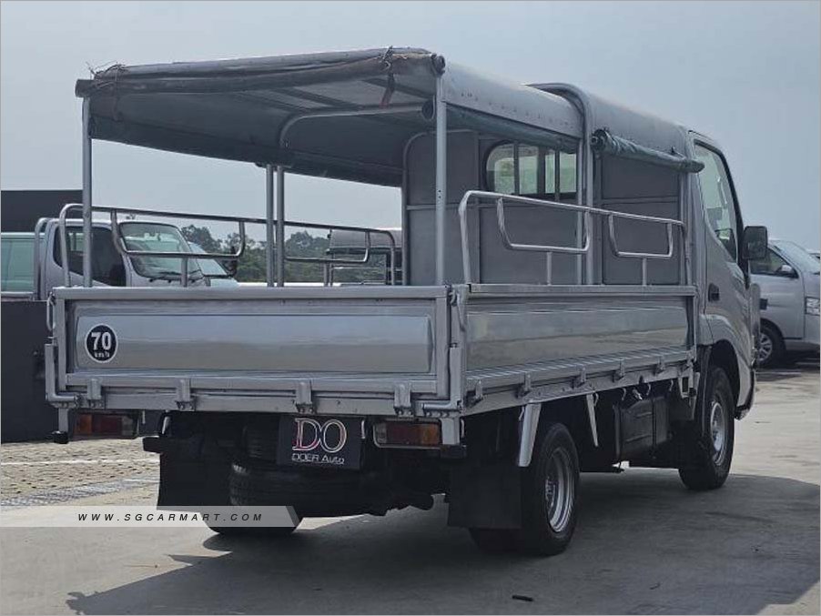 Toyota Dyna 2017 photo 3
