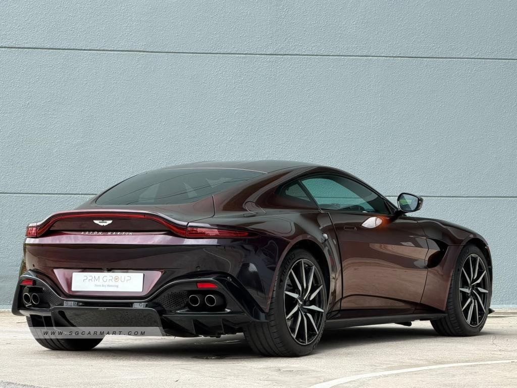 Aston Martin Vantage 2019 photo 3