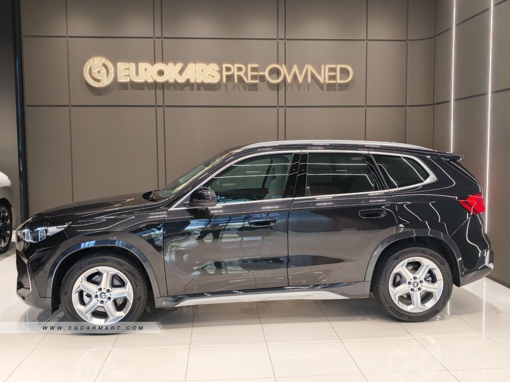 BMW iX1 Electric eDrive20