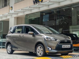 Toyota Sienta 1.5A Standard