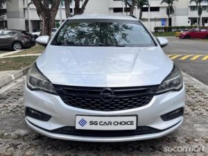 Opel Astra Sports Tourer 1.0A