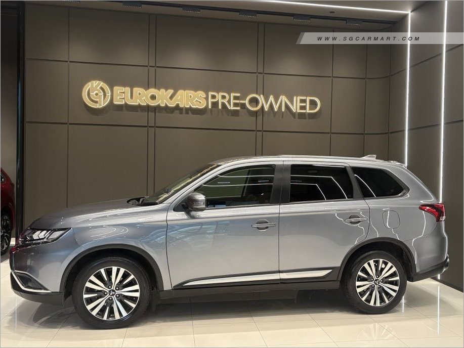 Mitsubishi Outlander 2.0A