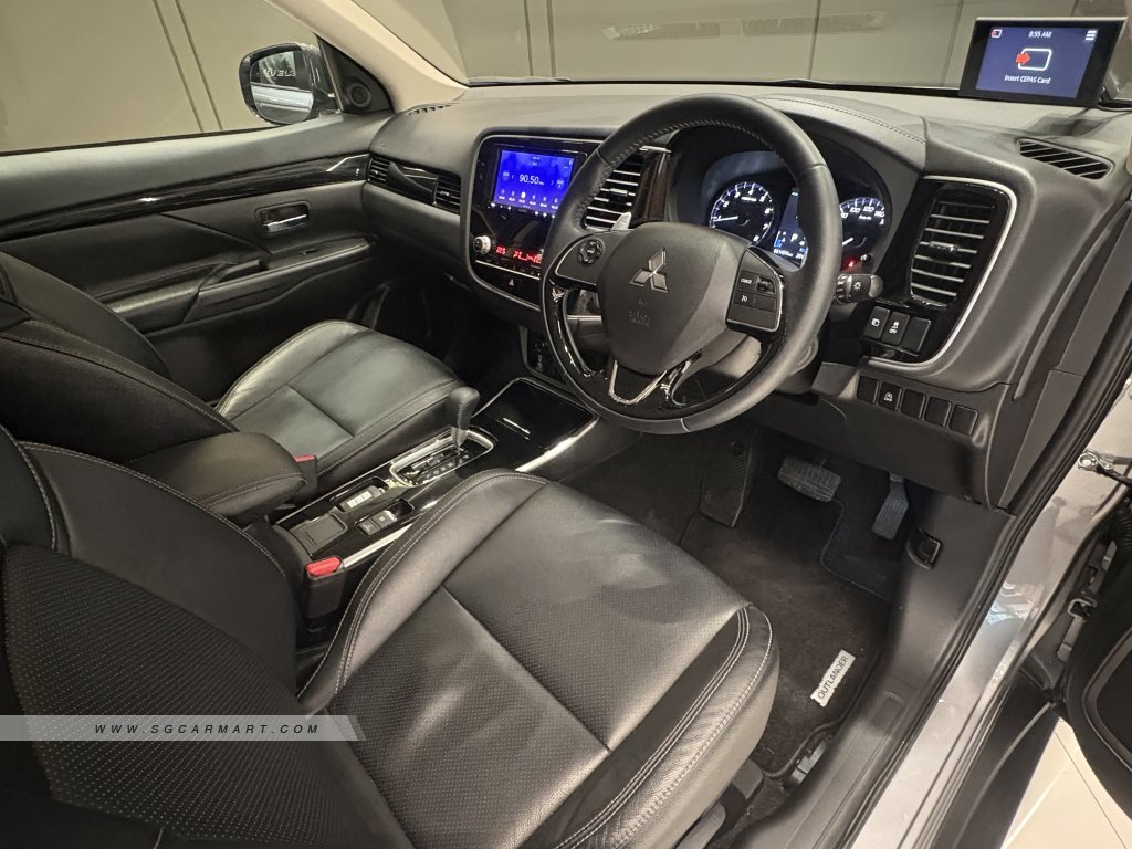 Mitsubishi Outlander 2.0A