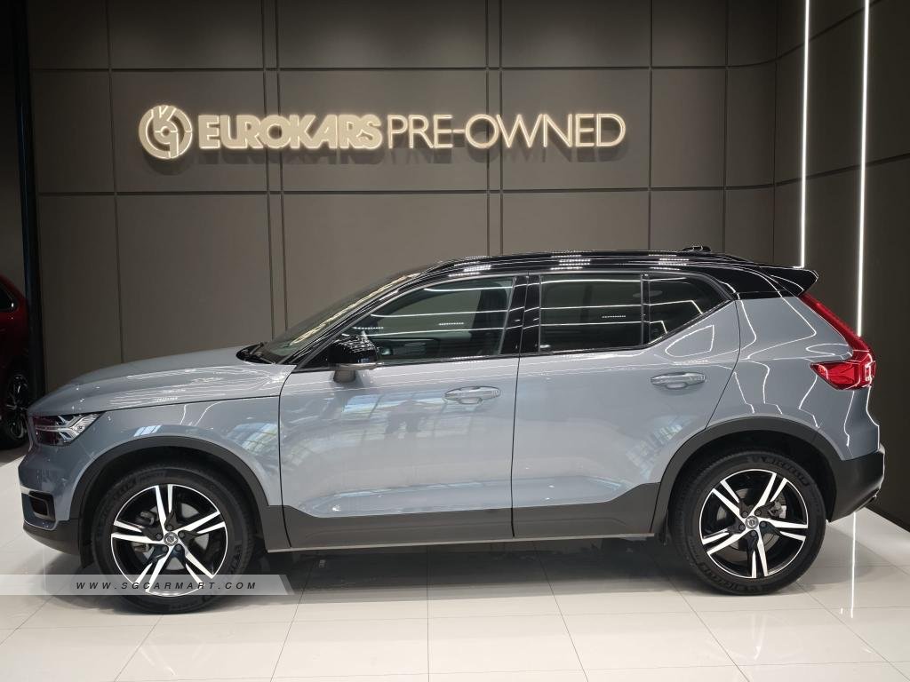 Volvo XC40 T5 R-Design Sunroof
