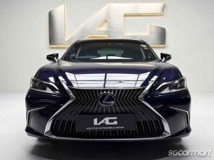Lexus ES Hybrid ES300h Executive Sunroof