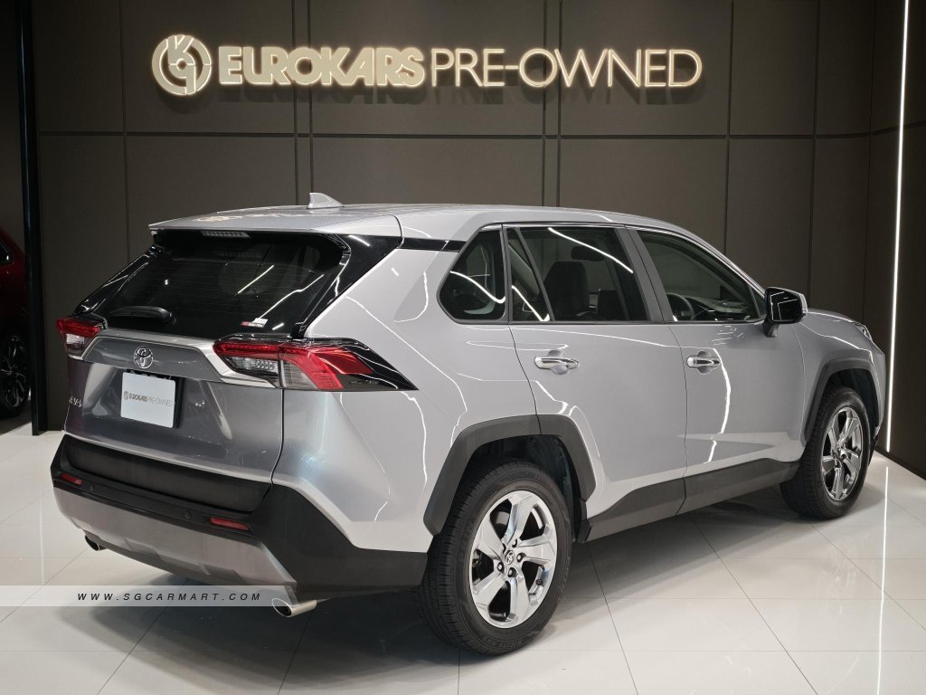 Toyota Rav4 2.0A Premium