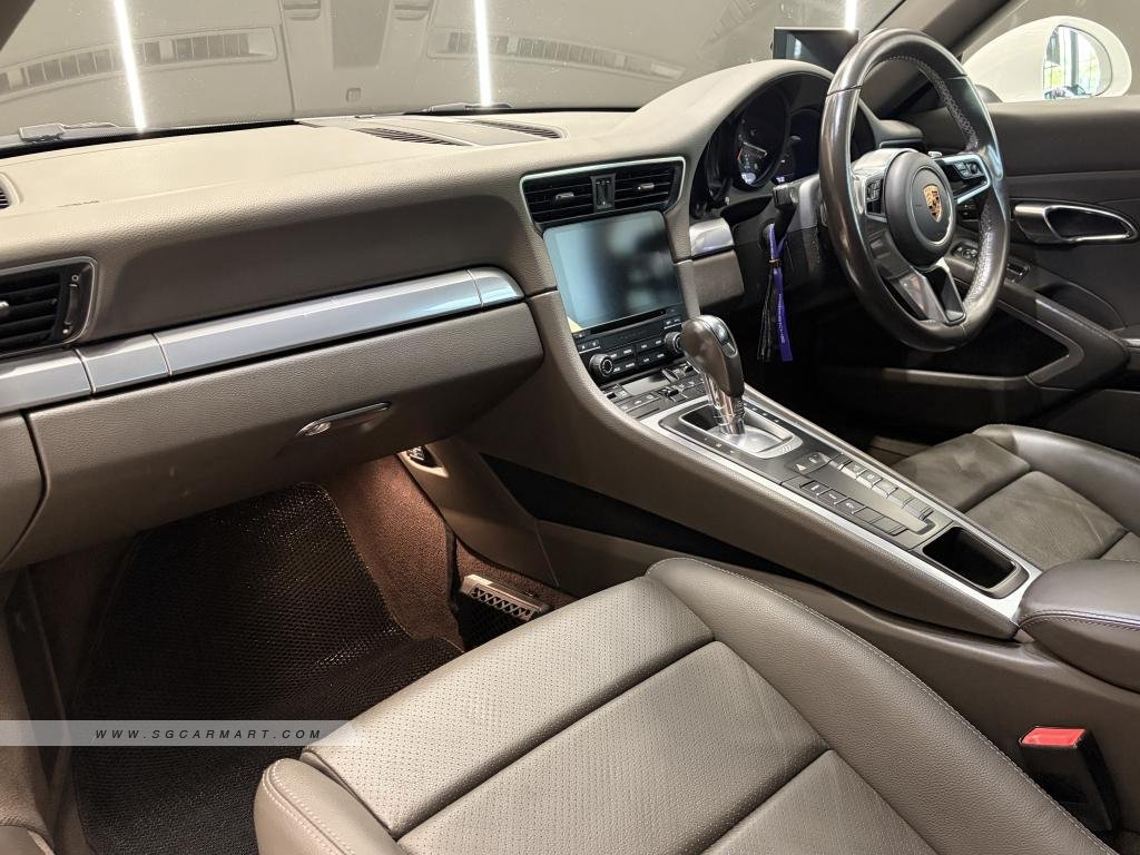 Porsche 911 Carrera Coupe 3.0A PDK (COE till 05/2036)