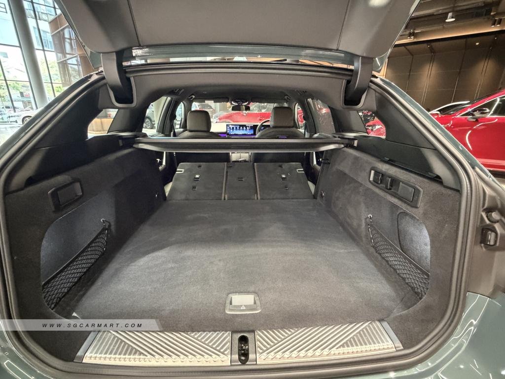 BMW i5 Touring Electric eDrive40 M-Sport