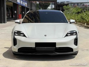 Porsche Taycan Electric 4S Performance Battery Plus-thumbnail
