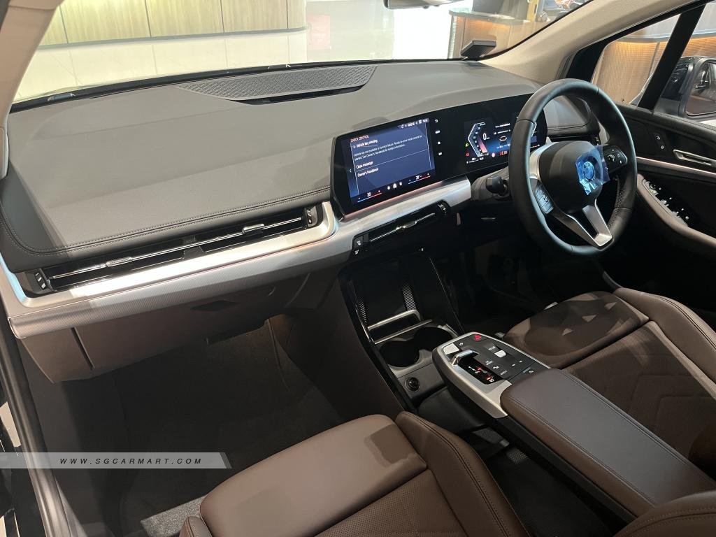 BMW 2 Series 216i Active Tourer Inspiring