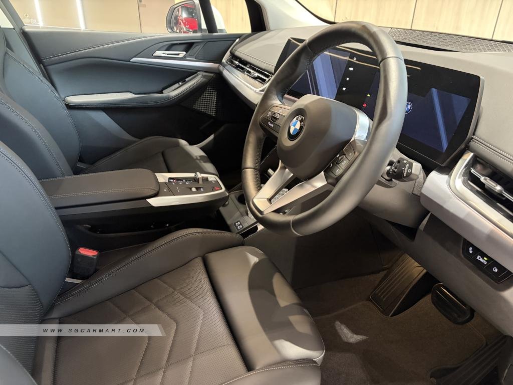 BMW 2 Series 216i Active Tourer Inspiring