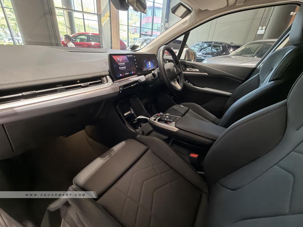 BMW 2 Series 216i Active Tourer Inspiring