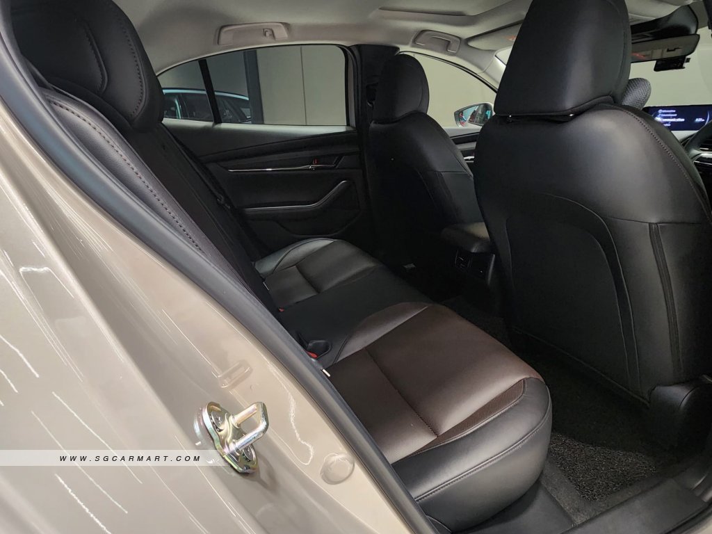 Mazda 3 Mild Hybrid 1.5A Luxury