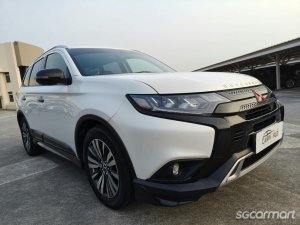 Mitsubishi Outlander 2.0A-thumbnail