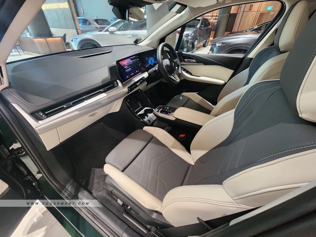 BMW 2 Series 216i Active Tourer Inspiring