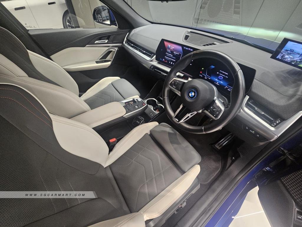 BMW iX2 Electric eDrive20 M-Sport