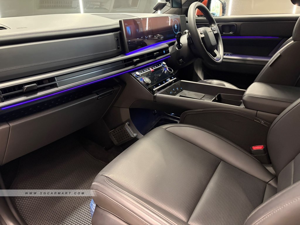 Hyundai Santa Fe Hybrid 1.6A Turbo 7-Seater Sunroof