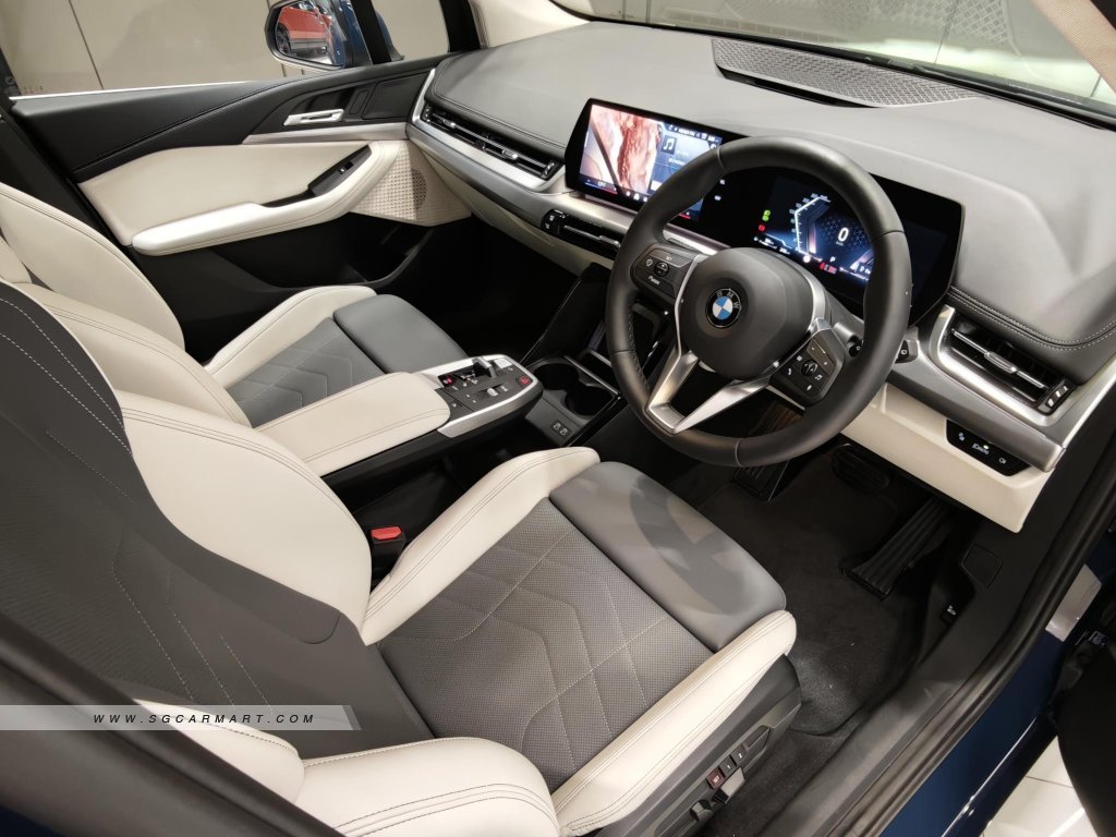 BMW 2 Series 216i Active Tourer Inspiring
