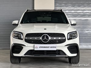 Mercedes-Benz GLB-Class GLB200 AMG Line