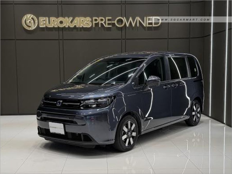 Honda Freed Hybrid 1.5A e-HEV 7-Seater Honda Sensing